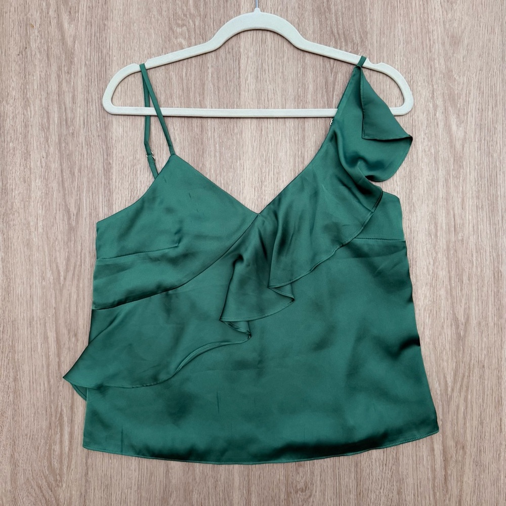 NWT Lovers & Friends Laguna Top in Green Size Small Satin Ruffles
